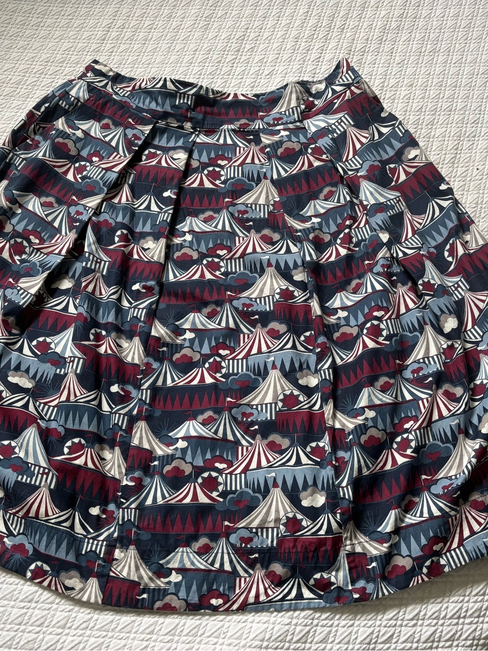 Playful Circus-Print Midi Skirt in Navy, Burgundy & White